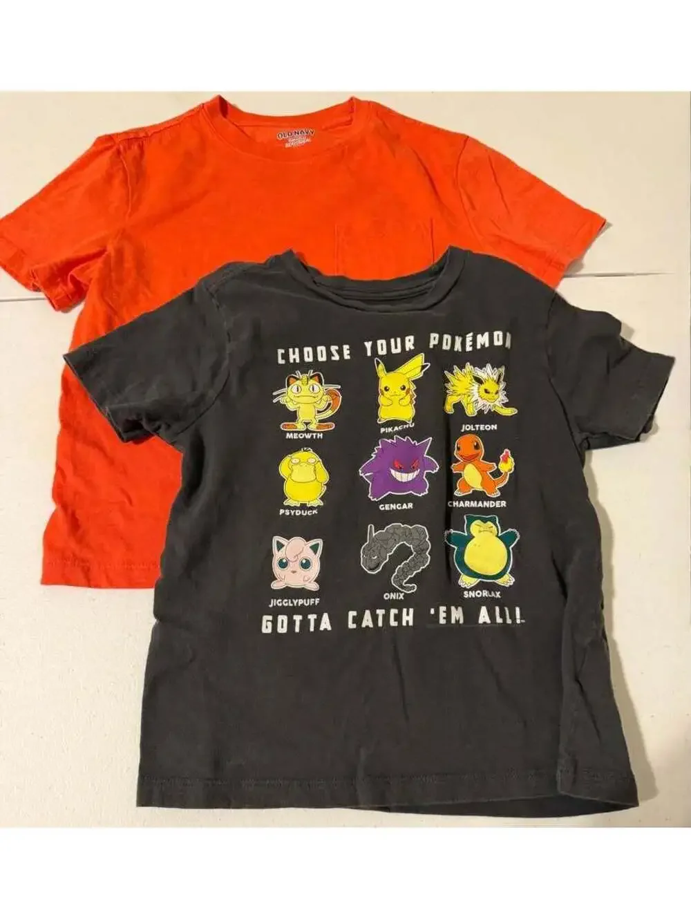 Old Navy Boys Pokemon and Orange Pocket T-Shirt Set Size S (6-7)